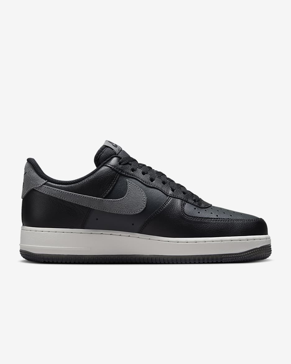 Nike air force 1 '07 lv8 white/black men's shoe best sale